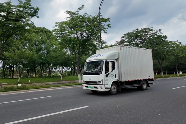 ܇֮ѾW(wng)賿4cҹ̣˾CxVI(lng)Դ1040.jpg
