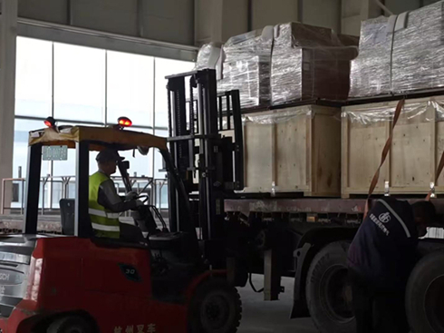 ɹ܇KDM׺Խ(zhn)~P(gun)IһС