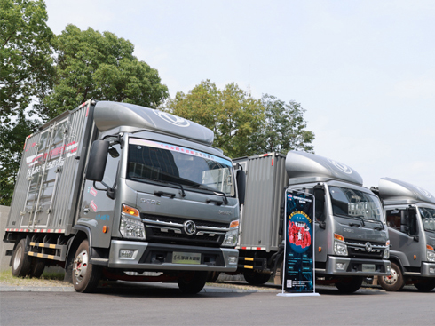 |L(fng)ܘs@Ҋ(jin)I(lng)䡱(chung)܇(ch)ʹ(jing)