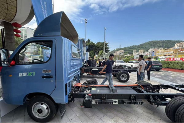 H{(ln) × ۾GԴ1472.jpg