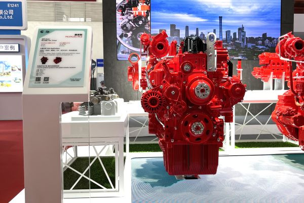 ȫw Ԫg(sh) ǵ·ж644.jpg