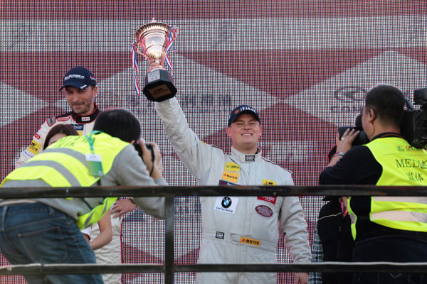 ݿ˼܇ց(dng)Adam Lacko.jpg